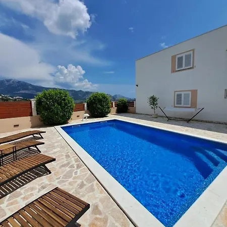 New! With Private Pool Near Split Daire