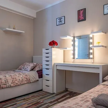 דירה New! With Private Pool Near Split *